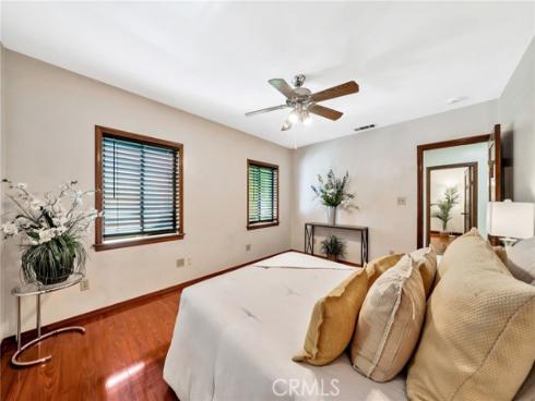 520 W Santa Clara Avenue, Santa Ana, CA