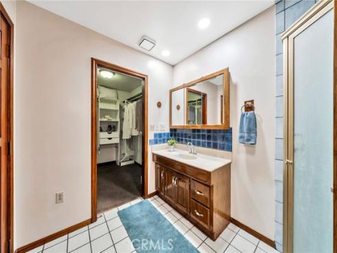 520 W Santa Clara Avenue, Santa Ana, CA