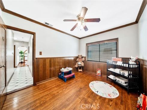 520 W Santa Clara Avenue, Santa Ana, CA