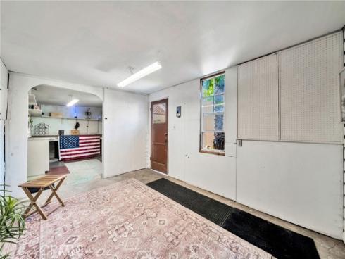 520 W Santa Clara Avenue, Santa Ana, CA