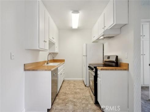 1010 W Macarthur  24  Boulevard, Santa Ana, CA