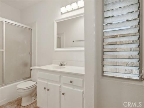 1010 W Macarthur  24  Boulevard, Santa Ana, CA