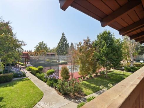 1010 W Macarthur  24  Boulevard, Santa Ana, CA