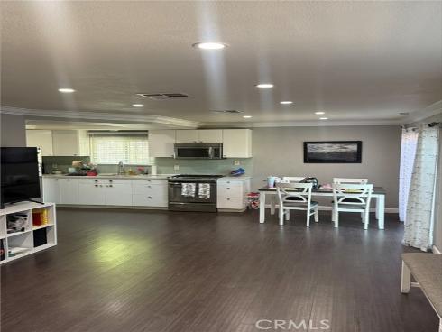 154  Fairview  11  Street, Santa Ana, CA