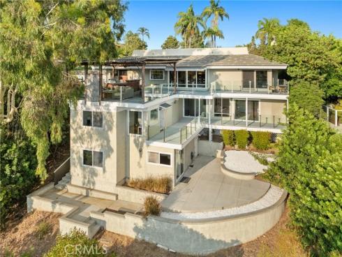 10255  Overhill   Drive, Santa Ana, CA