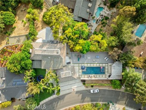 10255  Overhill   Drive, Santa Ana, CA