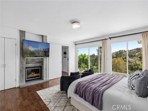 10255  Overhill   Drive, Santa Ana, CA