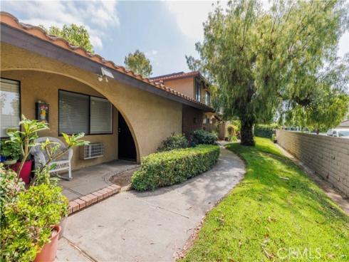 1806 N Fairview  J  Street, Santa Ana, CA