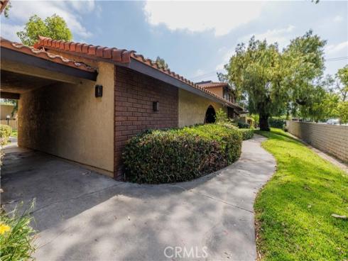 1806 N Fairview  J  Street, Santa Ana, CA