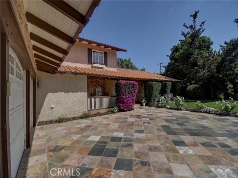 12441  La Bella   Drive, Santa Ana, CA