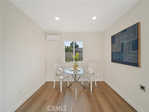 928 S Laurel St. , Santa Ana, CA