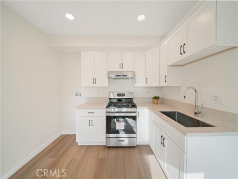 928 S Laurel St. , Santa Ana, CA