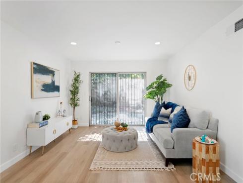 928 S Laurel St. , Santa Ana, CA