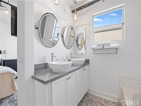 919 E Santa Ana   Boulevard, Santa Ana, CA