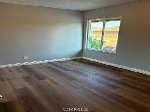 1323 S Standard  A  Avenue, Santa Ana, CA