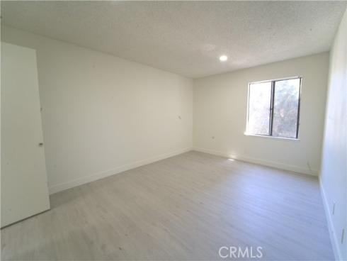 600  W Third St  B211 , Santa Ana, CA