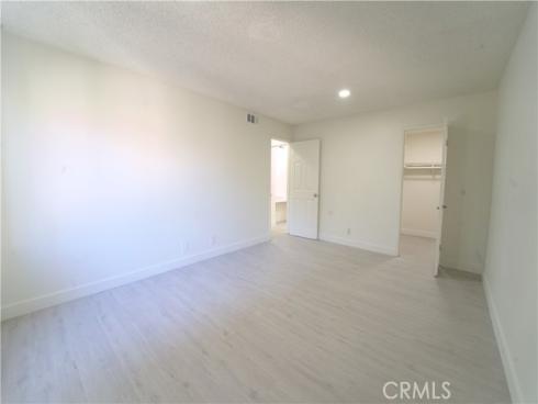 600  W Third St  B211 , Santa Ana, CA