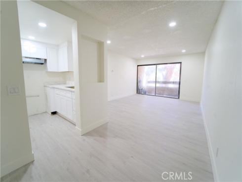 600  W Third St  B211 , Santa Ana, CA