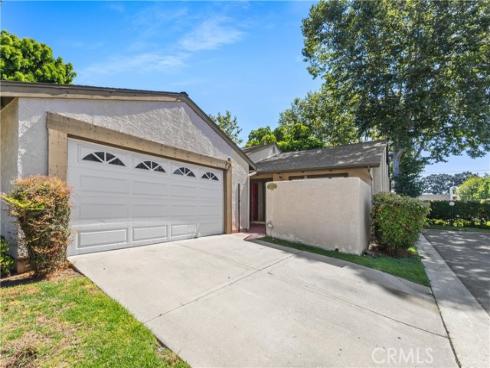 2608  N Tustin Ave, Unit A  , Santa Ana, CA