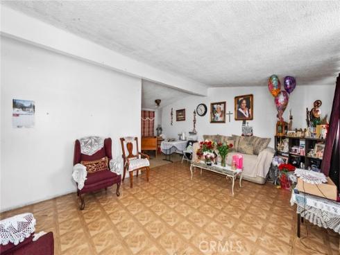 526  Nottingham   Avenue, Santa Ana, CA