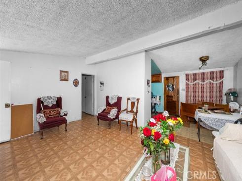 526  Nottingham   Avenue, Santa Ana, CA