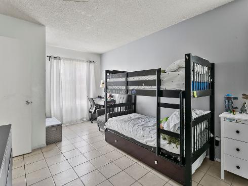 2521 W Sunflower R1 Avenue, Santa Ana, CA