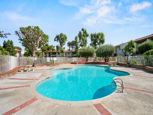 2521 W Sunflower  R1  Avenue, Santa Ana, CA