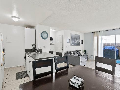 2521 W Sunflower R1 Avenue, Santa Ana, CA