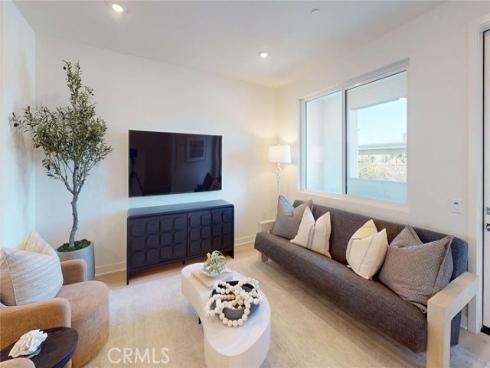 1810  E. 1st  160  Street, Santa Ana, CA