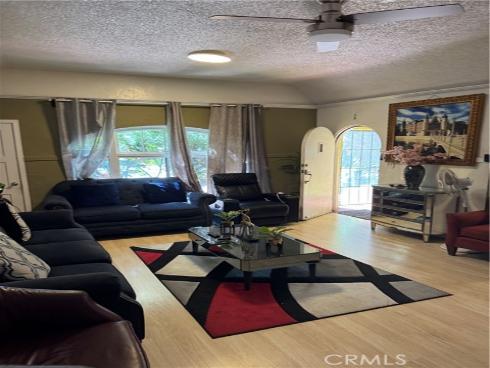 1917 Rousselle Street