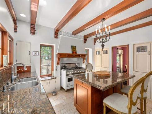 1811 N Flower   Street, Santa Ana, CA