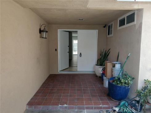 2542 N Pacific   Avenue, Santa Ana, CA