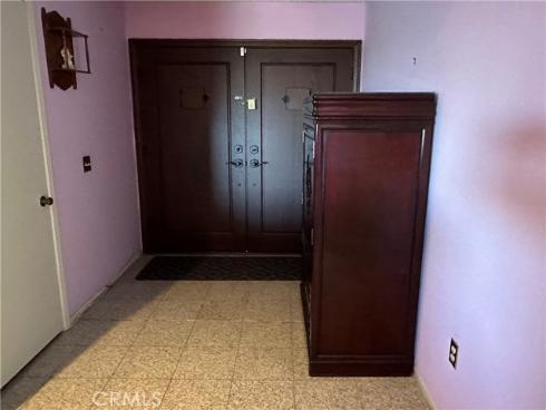 18831  Winnwood   Lane, Santa Ana, CA