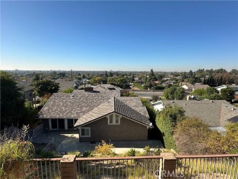 18831  Winnwood   Lane, Santa Ana, CA