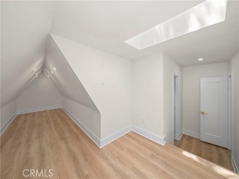 2404 N Poinsettia  , Santa Ana, CA