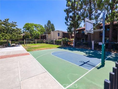 1030 W Macarthur 95 Boulevard, Santa Ana, CA