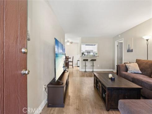 1030 W Macarthur 95 Boulevard, Santa Ana, CA