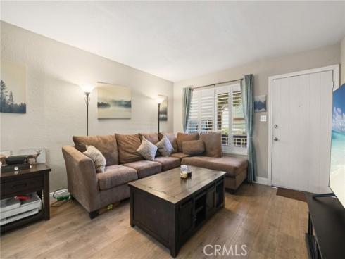 1030 W Macarthur 95 Boulevard, Santa Ana, CA