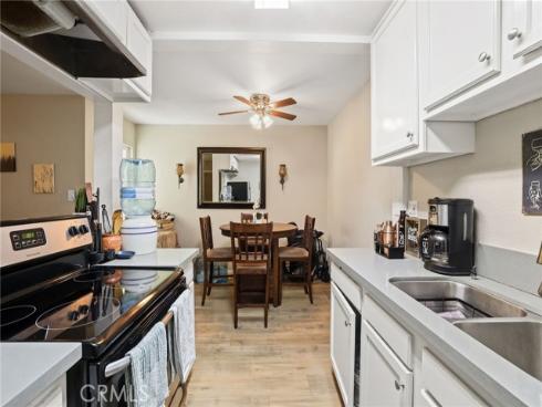 1030 W Macarthur 95 Boulevard, Santa Ana, CA