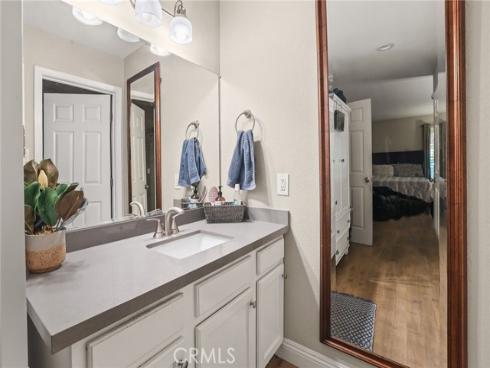 1030 W Macarthur 95 Boulevard, Santa Ana, CA