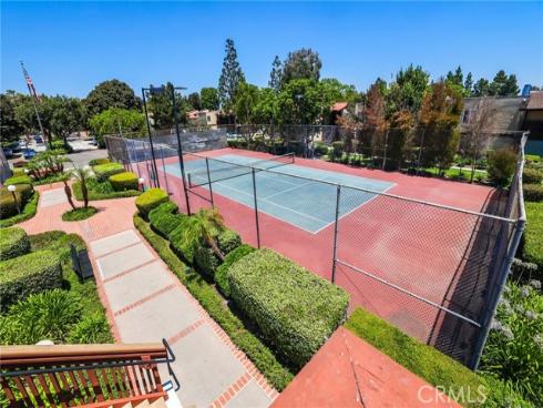 1030 W Macarthur 95 Boulevard, Santa Ana, CA