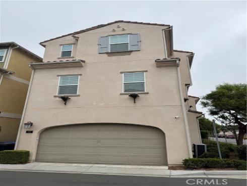526 W Tribella   Court, Santa Ana, CA