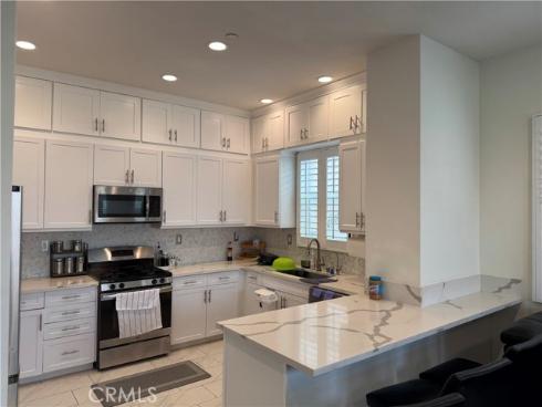 526 W Tribella   Court, Santa Ana, CA