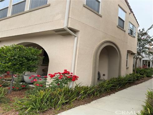 526 W Tribella   Court, Santa Ana, CA