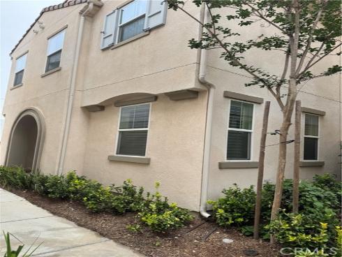 526 W Tribella   Court, Santa Ana, CA