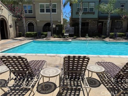 526 W Tribella   Court, Santa Ana, CA