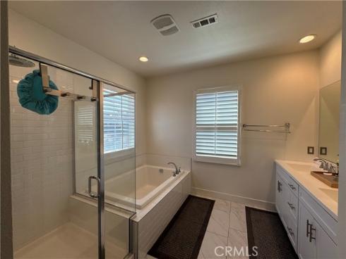 526 W Tribella   Court, Santa Ana, CA