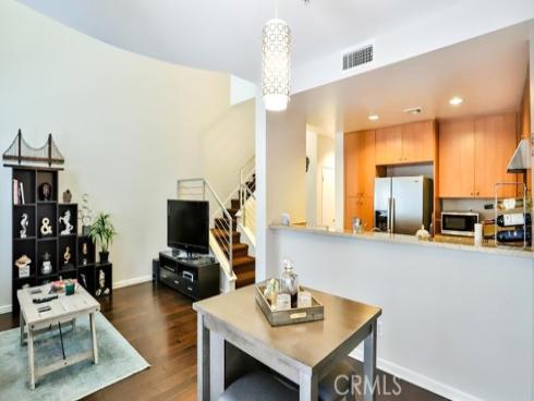 253 E Jeanette Lane, Santa Ana, CA