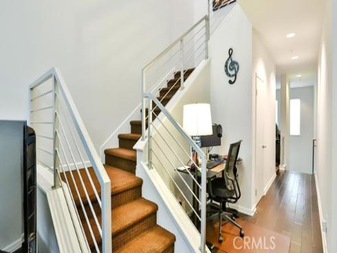 253 E Jeanette Lane, Santa Ana, CA