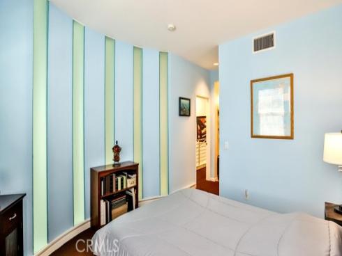 253 E Jeanette Lane, Santa Ana, CA